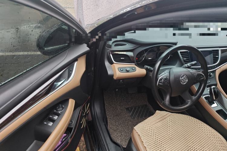 Used Buick LaCrosse 2016 28T Premium Edition Driver Seat