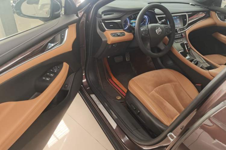 Used Buick LaCrosse 2016 20T Elite Edition Driver Seat