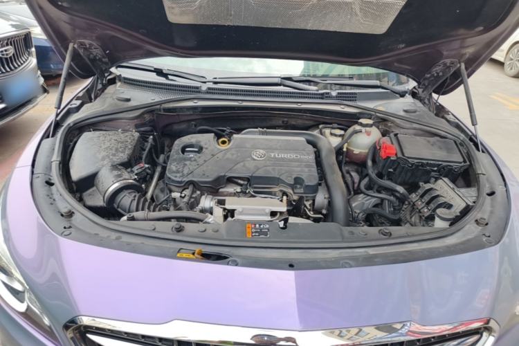 Used Buick LaCrosse 2016 20T Elite Edition Engine Bay