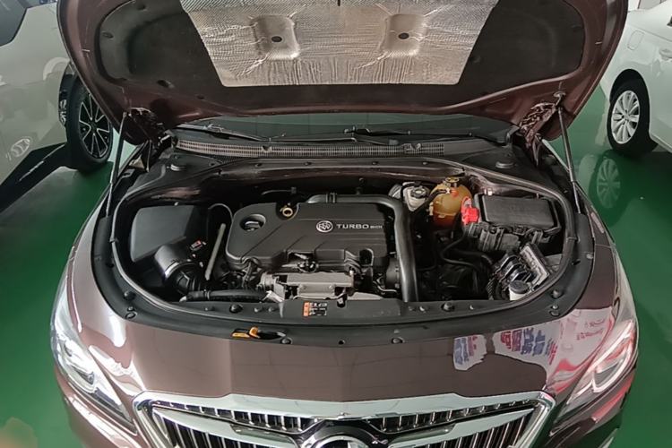 Used Buick LaCrosse 2016 20T Elite Edition Engine Bay