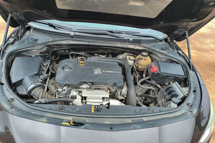Used Buick LaCrosse 2016 20T Elite Edition Engine Bay