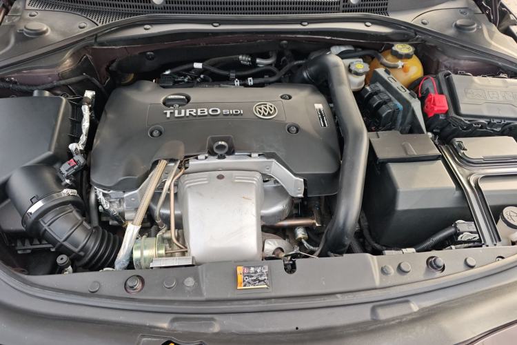 Used Buick LaCrosse 2016 Revised Version 28T Elite Edition Engine Bay