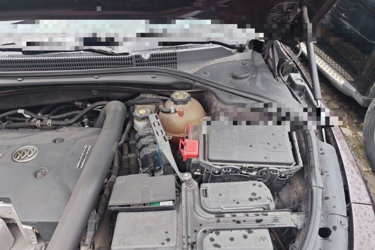 Used Buick LaCrosse 2016 28T Premium Edition Engine Bay Left