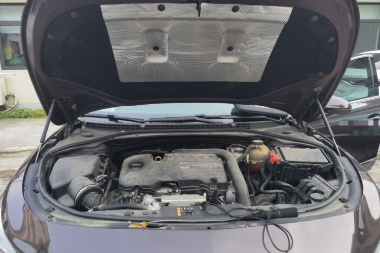 Used Buick LaCrosse 2016 20T Elite Edition Engine Bay