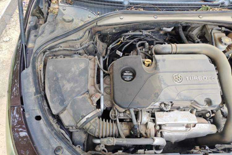 Used Buick LaCrosse 2016 20T Elite Edition Engine Bay Right