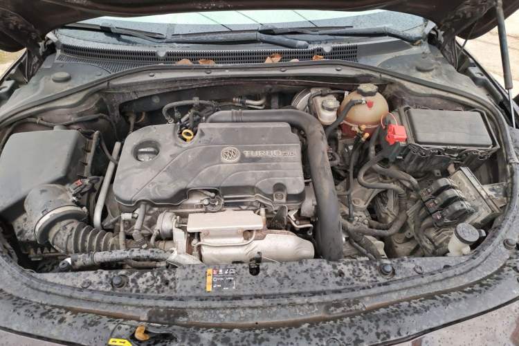 Used Buick LaCrosse 2016 20T Luxury Model Engine Bay