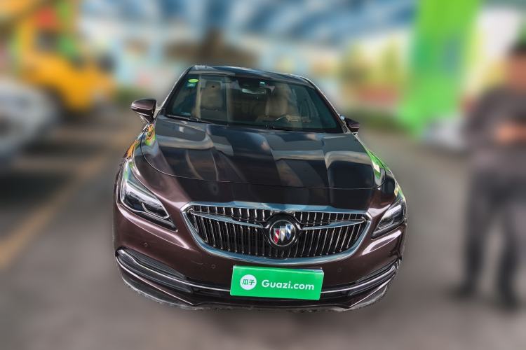 Used Buick LaCrosse 2016 28T Luxury Version Front