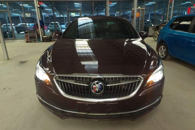 Used Buick LaCrosse 2016 20T Luxury Model Front