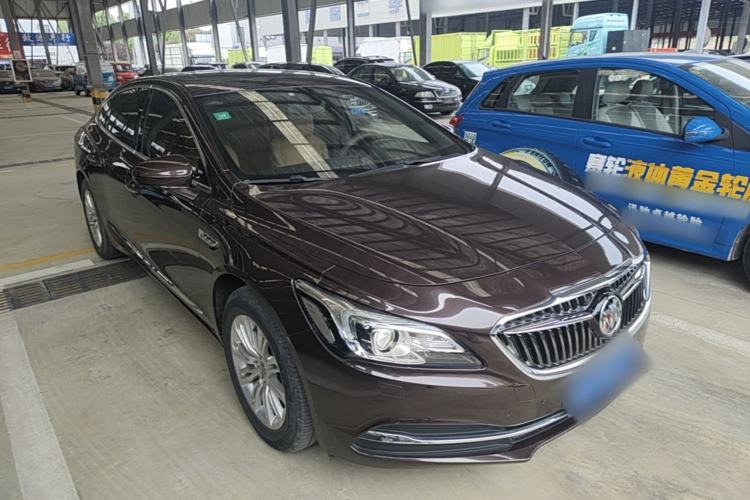 Used Buick LaCrosse 2016 20T Elite Edition Front Right 45 Deg