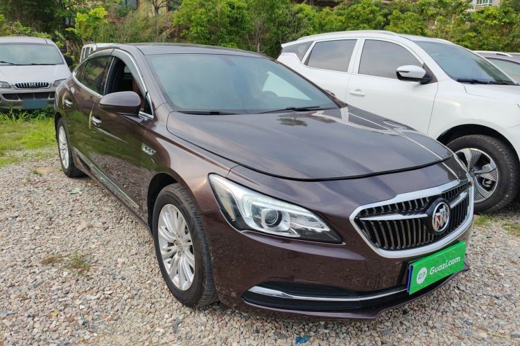 Used Buick LaCrosse 2016 20T Elite Edition Front Right 45 Deg