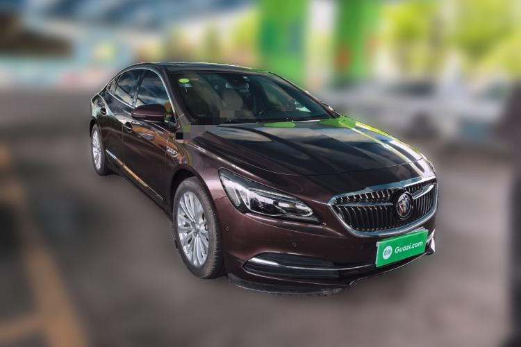 Used Buick LaCrosse 2016 28T Luxury Version Front Right 45 Deg