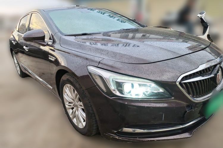 Used Buick LaCrosse 2016 20T Luxury Model Front Right 45 Deg