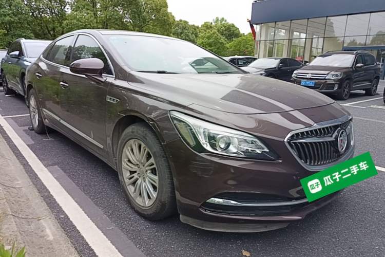Used Buick LaCrosse 2016 Revised 20T Leading Edition Front Right 45 Deg
