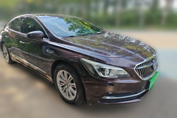 Used Buick LaCrosse 2016 20T Elite Edition Front Right 45 Deg