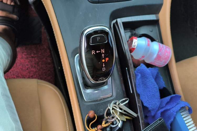 Used Buick LaCrosse 2016 20T Elite Edition Gear Lever