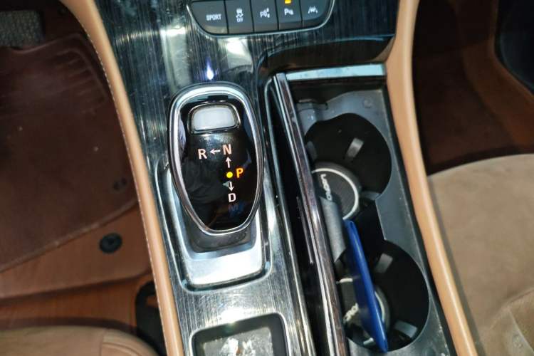 Used Buick LaCrosse 2016 20T Luxury Model Gear Lever
