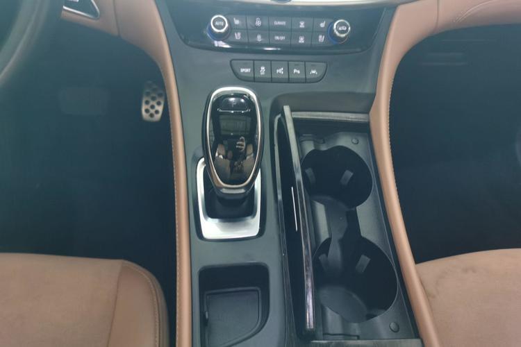 Used Buick LaCrosse 2016 20T Luxury Model Gear Lever