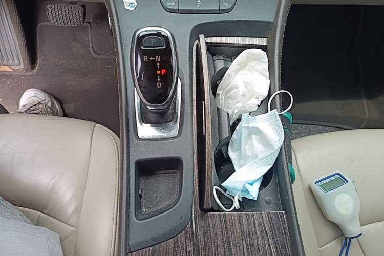 Used Buick LaCrosse 2016 Revised 20T Leading Edition Gear Lever