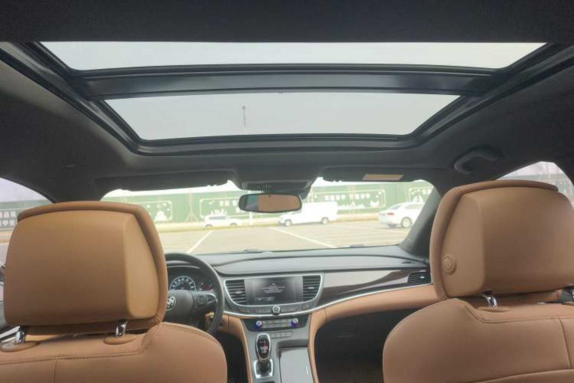 Used Buick LaCrosse 2016 28T Luxury Version Headliner