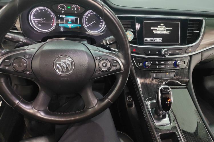 Used Buick LaCrosse 2016 Revised Version 28T Elite Edition Interior 2