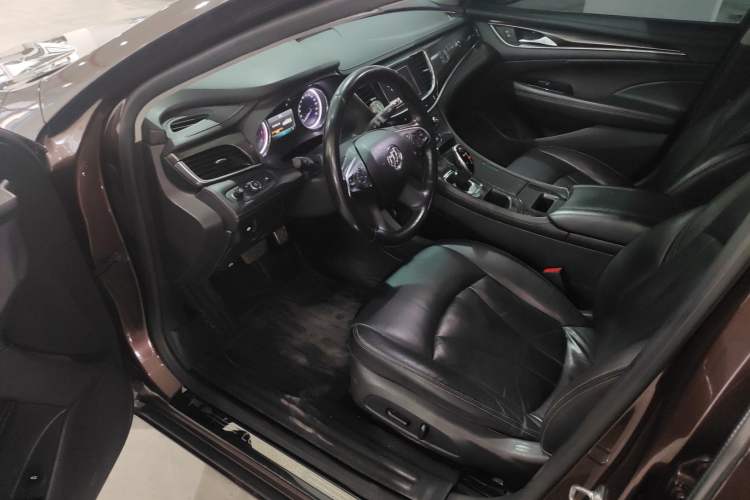 Used Buick LaCrosse 2016 Revised Version 28T Elite Edition Interior 3