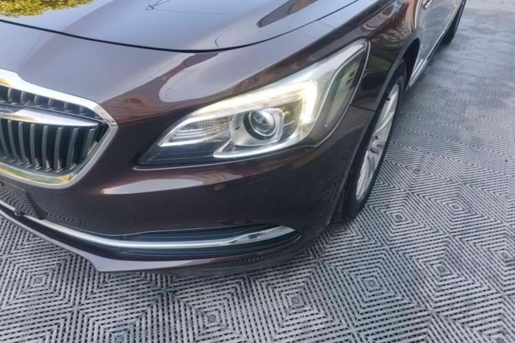 Used Buick LaCrosse 2016 20T Elite Edition Left Front Headlight