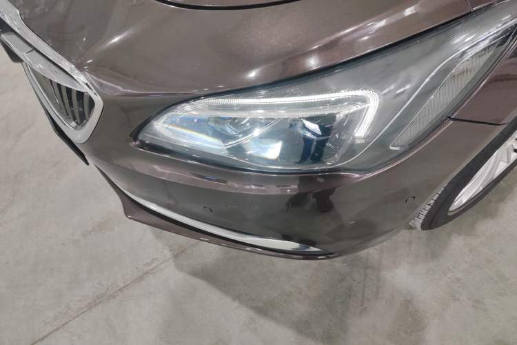 Used Buick LaCrosse 2016 Revised Version 28T Elite Edition Left Front Headlight