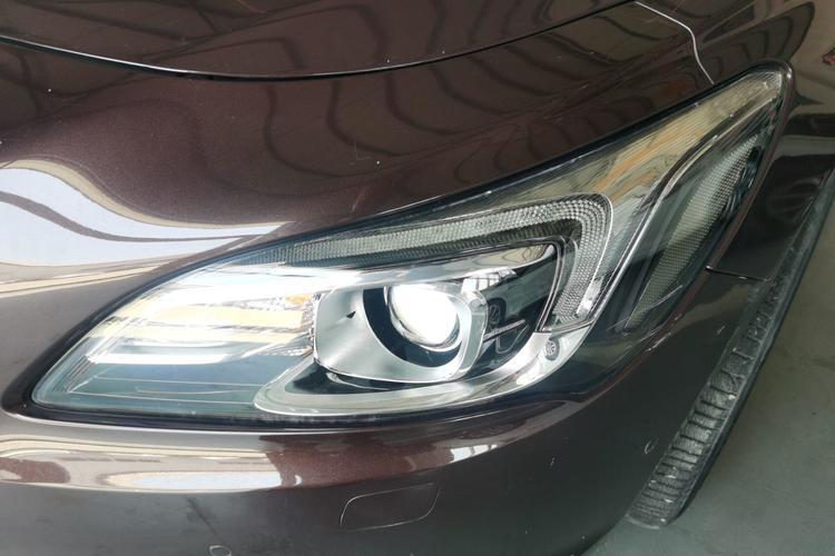 Used Buick LaCrosse 2016 20T Luxury Model Left Front Headlight