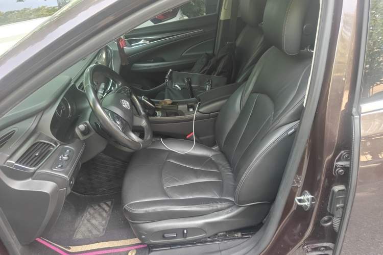 Used Buick LaCrosse 2016 Revised Version 28T Elite Edition Left Front Seat