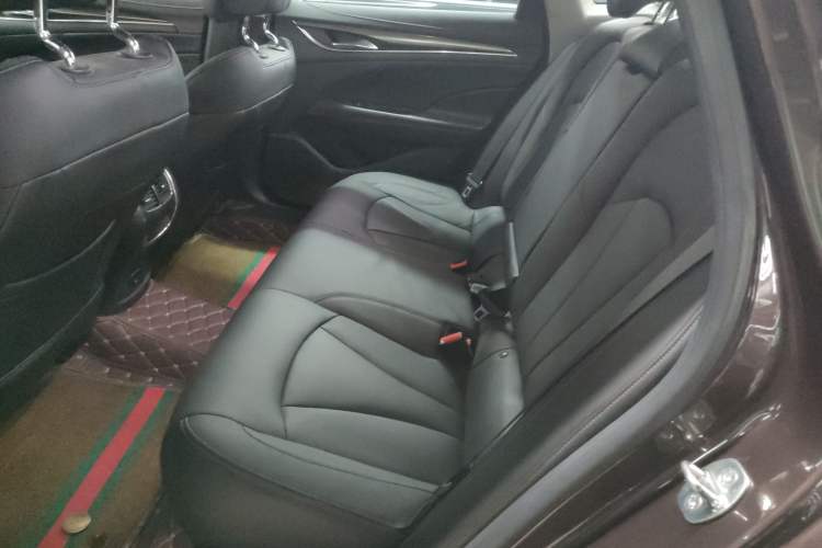 Used Buick LaCrosse 2016 Revised Version 28T Elite Edition Left Rear Seat