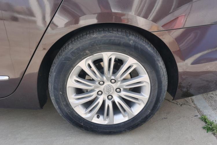 Used Buick LaCrosse 2016 20T Luxury Model Left Rear Wheel Hub