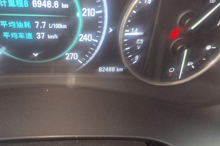Used Buick LaCrosse 2016 20T Luxury Model Odometer Close Up