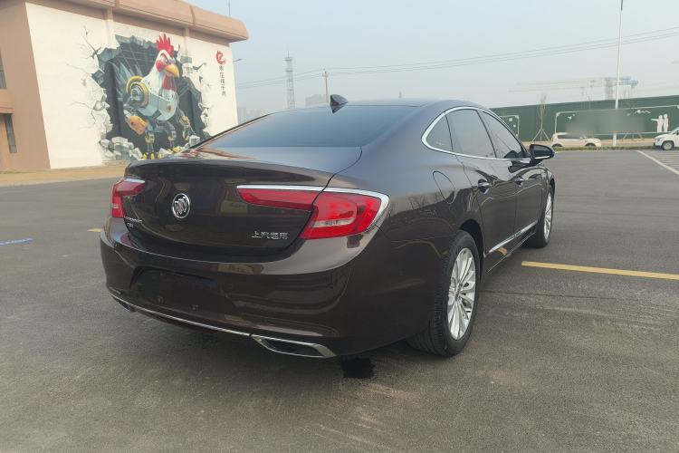Used Buick LaCrosse 2016 28T Luxury Version Rear Right 45 Deg
