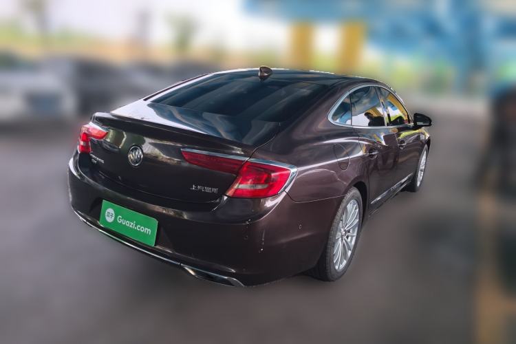 Used Buick LaCrosse 2016 28T Luxury Version Rear Right 45 Deg