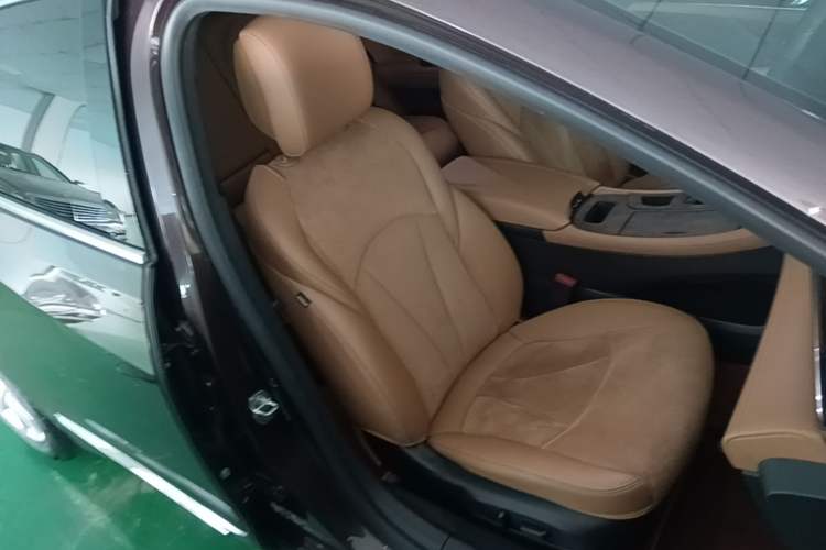 Used Buick LaCrosse 2016 20T Elite Edition Right Front Seat