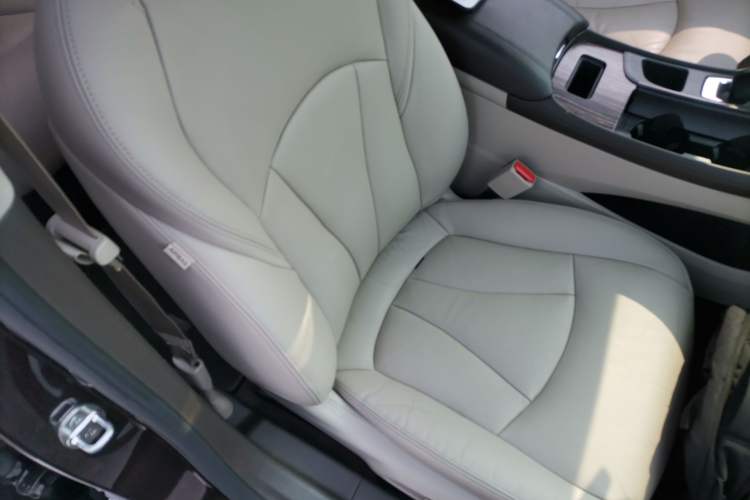 Used Buick LaCrosse 2016 Revised 20T Leading Edition Right Front Seat