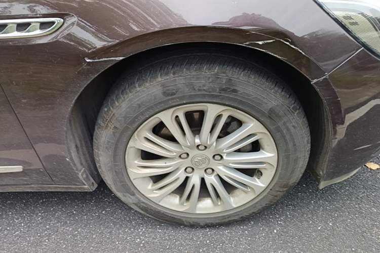 Used Buick LaCrosse 2016 Revised 20T Leading Edition Right Front Wheel Hub
