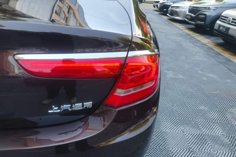 Used Buick LaCrosse 2016 20T Elite Edition Right Rear Taillight