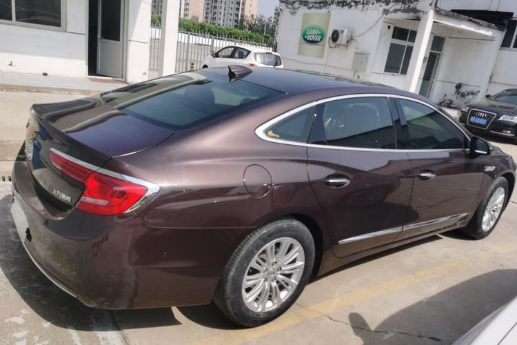 Used Buick LaCrosse 2016 20T Luxury Model Right Side