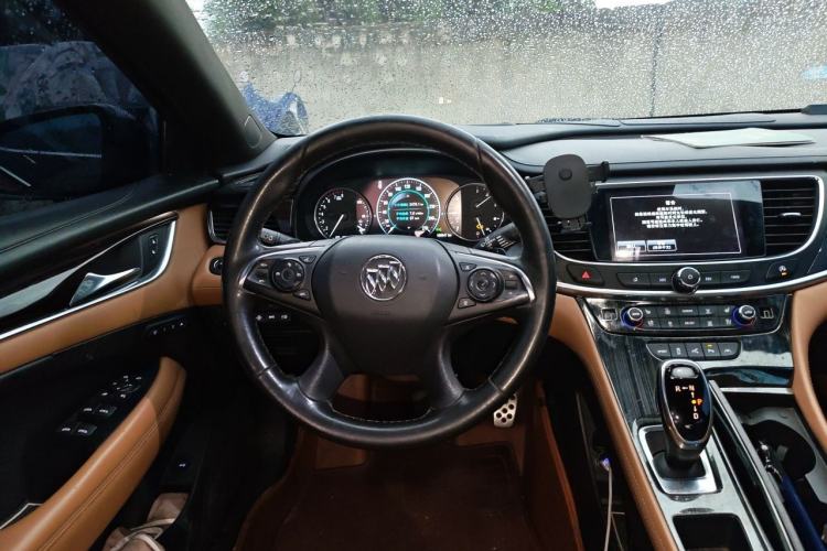 Used Buick LaCrosse 2016 20T Luxury Model Steering Wheel