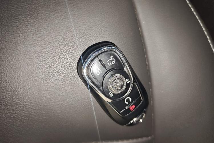 Used Buick LaCrosse 2016 Revised Version 28T Elite Edition Vehicle Key