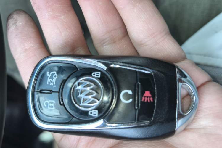 Used Buick LaCrosse 2016 28T Premium Edition Vehicle Key