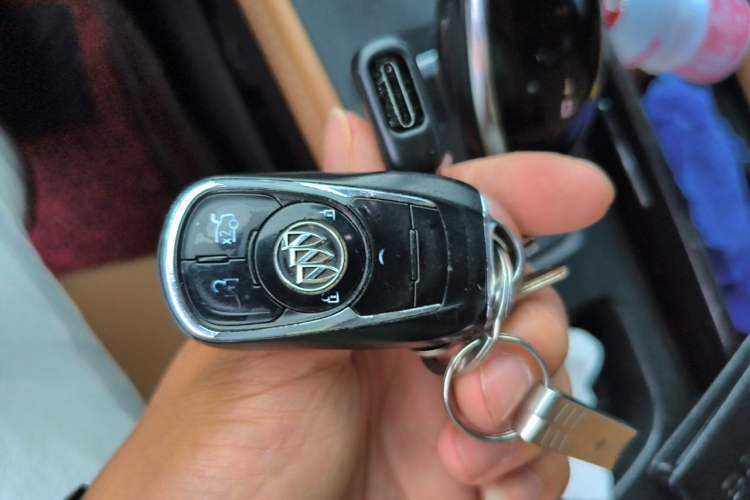 Used Buick LaCrosse 2016 20T Elite Edition Vehicle Key