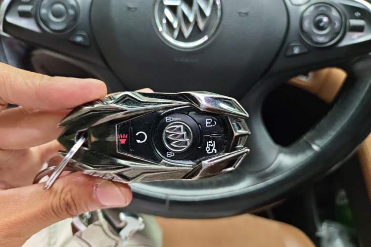 Used Buick LaCrosse 2016 20T Elite Edition Vehicle Key