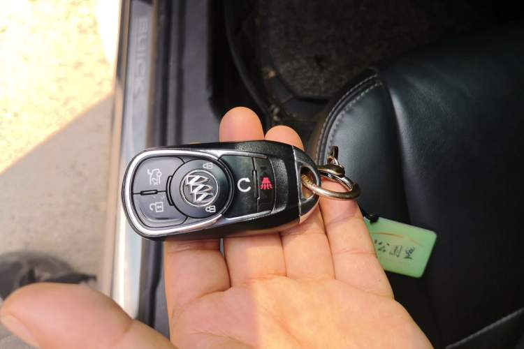 Used Buick LaCrosse 2016 Revised Version 28T Elite Edition Vehicle Key