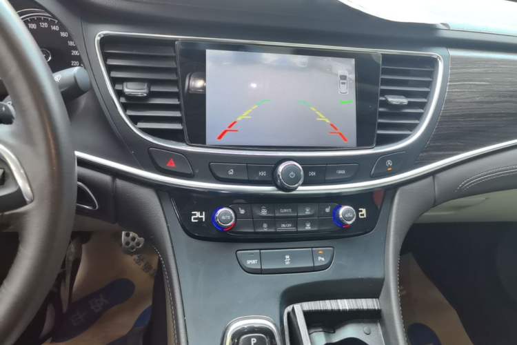 Used Buick LaCrosse 2016 Revised 20T Leading Edition Audio And AC Panel