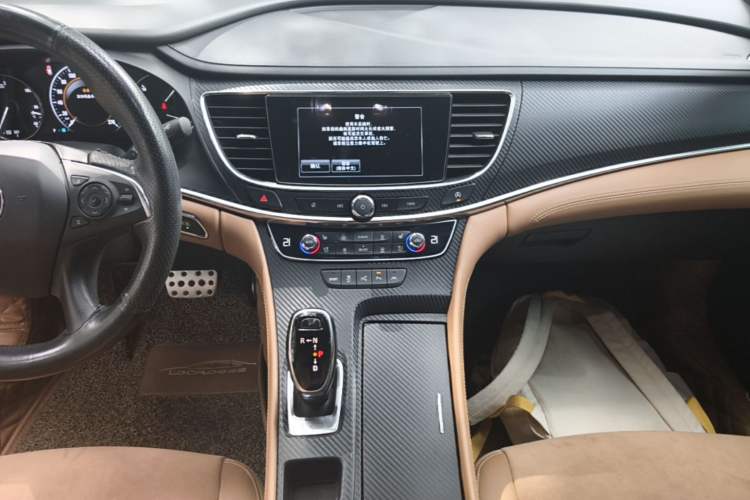 Used Buick LaCrosse 2016 20T Luxury Model Audio And AC Panel