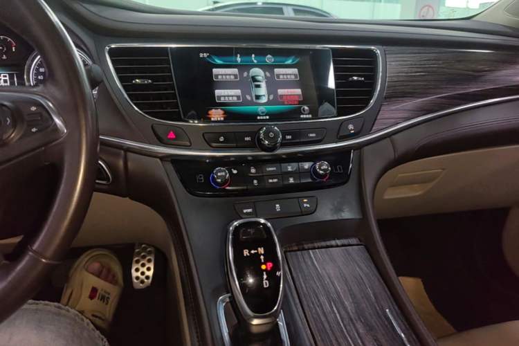 Used Buick LaCrosse 2016 Revised 20T Leading Edition Audio And AC Panel