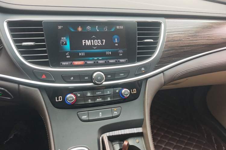 Used Buick LaCrosse 2016 Revised 20T Leading Edition Audio And AC Panel