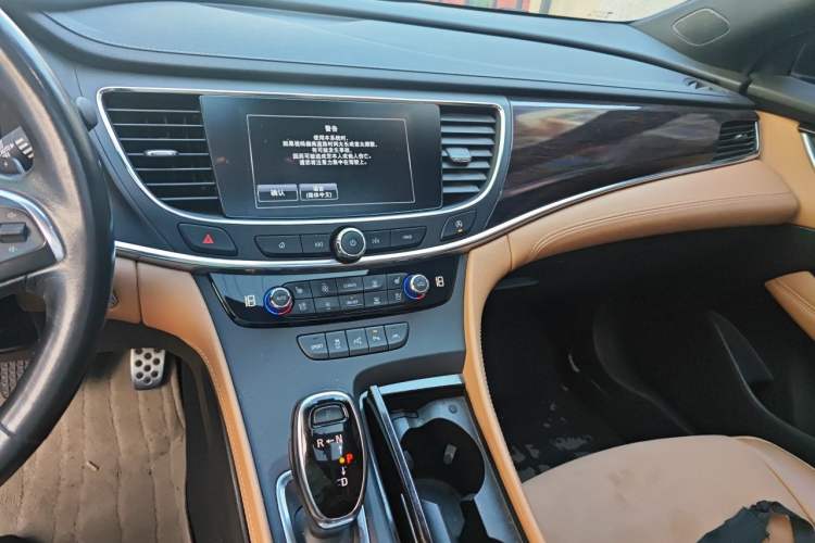 Used Buick LaCrosse 2016 20T Luxury Model Audio And AC Panel